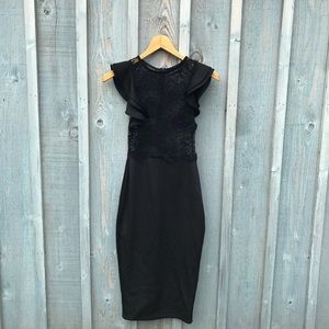 Windsor Form-Fitting Black Dress